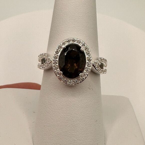 1.5ct Smokey quartz set in solid sterling silver ring with cz diamonds! - Picture 6 of 6